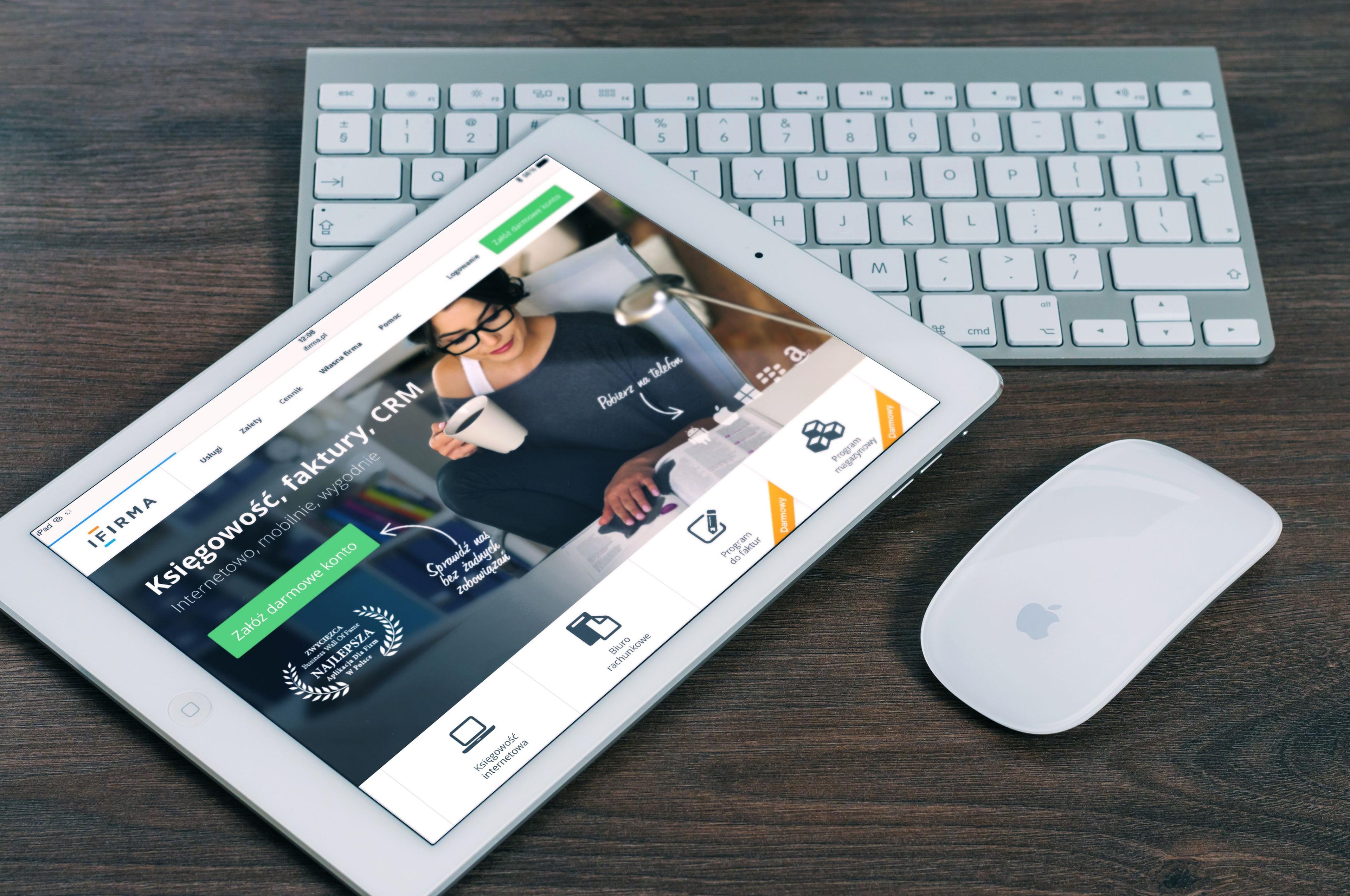 Podgląd systemu ERP na tablecie — integracja z procesami firmy